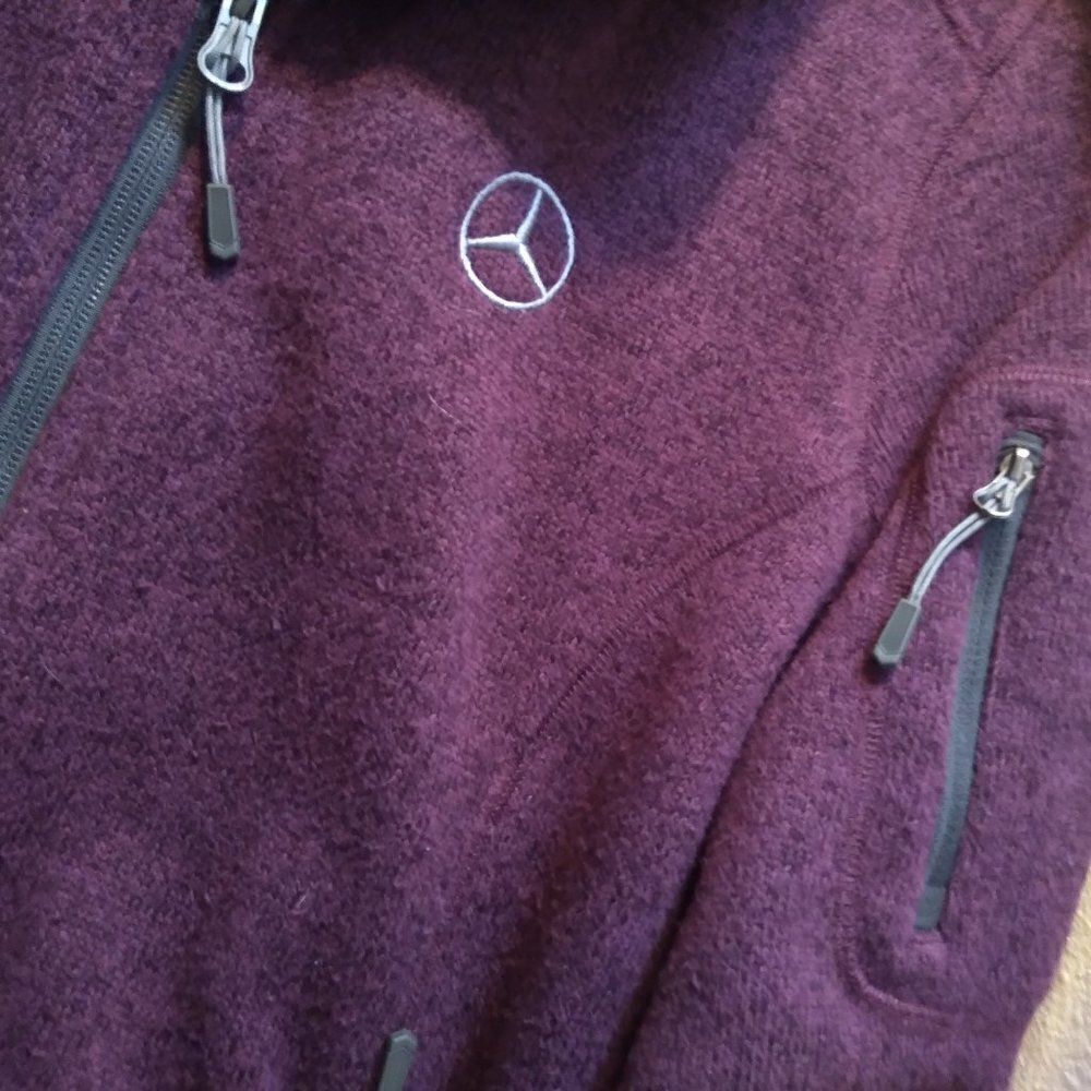 Mercedes-Benz USA Collection Performance Zipper Jacket - Picture 7 of 9